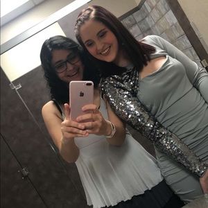 Meet your Posher, Devin